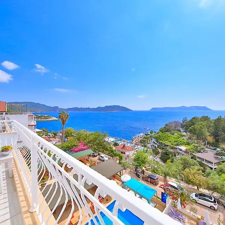 Linda Class - Boutique Class