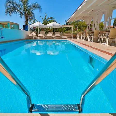 Linda Class Hotel