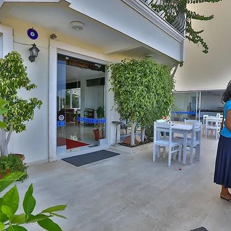 Отель Linda Class - Boutique Class