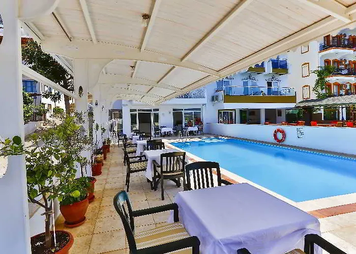 Linda Class - Boutique Class Szálloda 3*