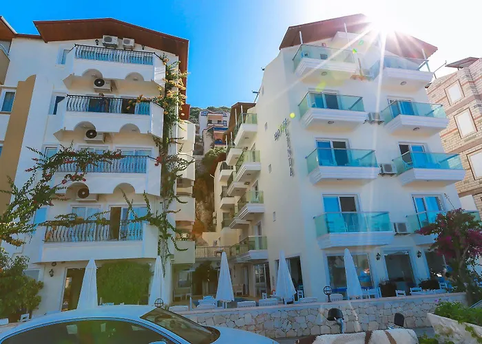 Linda Class - Boutique Class